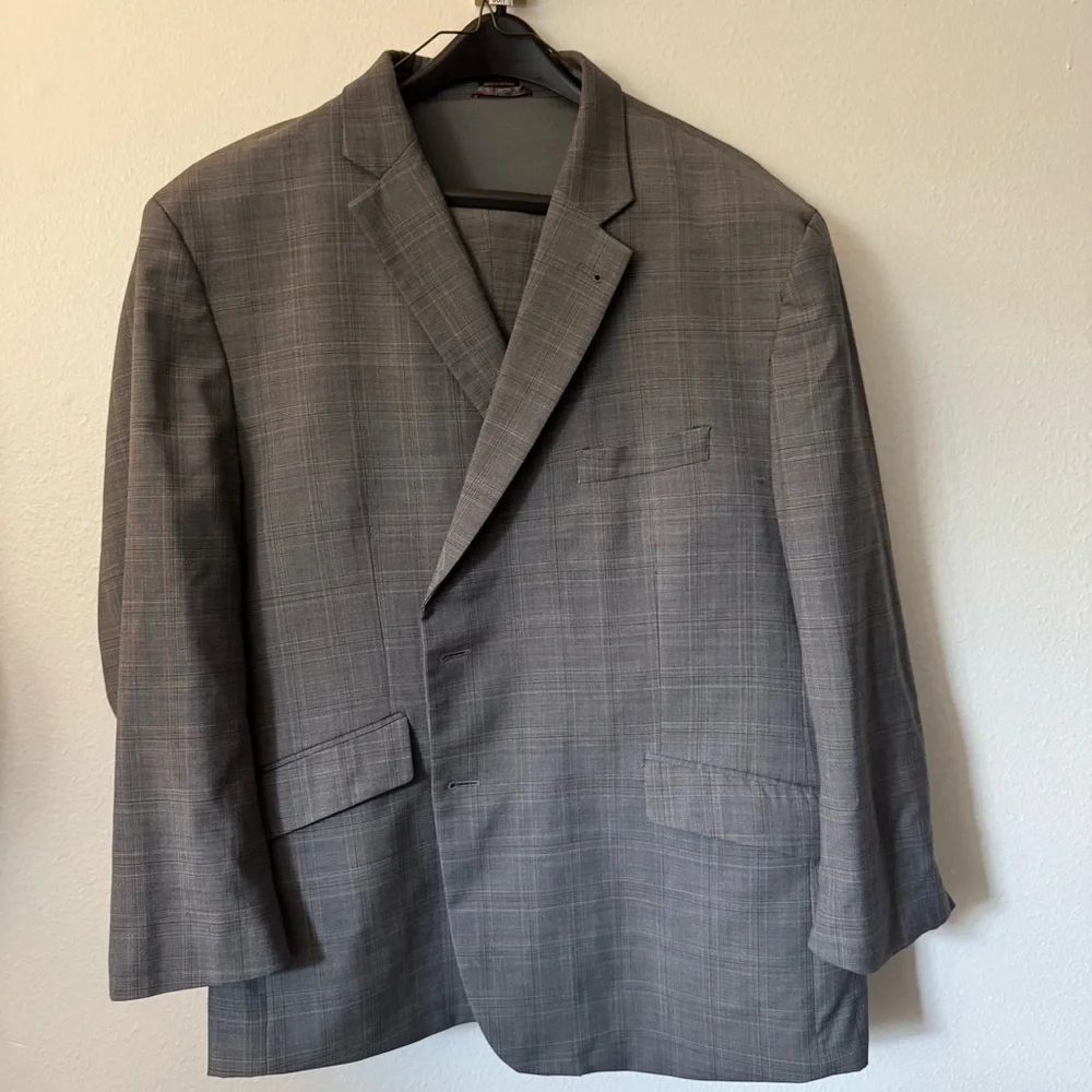 Joseph Abboud Gray Windowpane 2-Piece Suit | Size 54R Jacket, 49W Pants $85